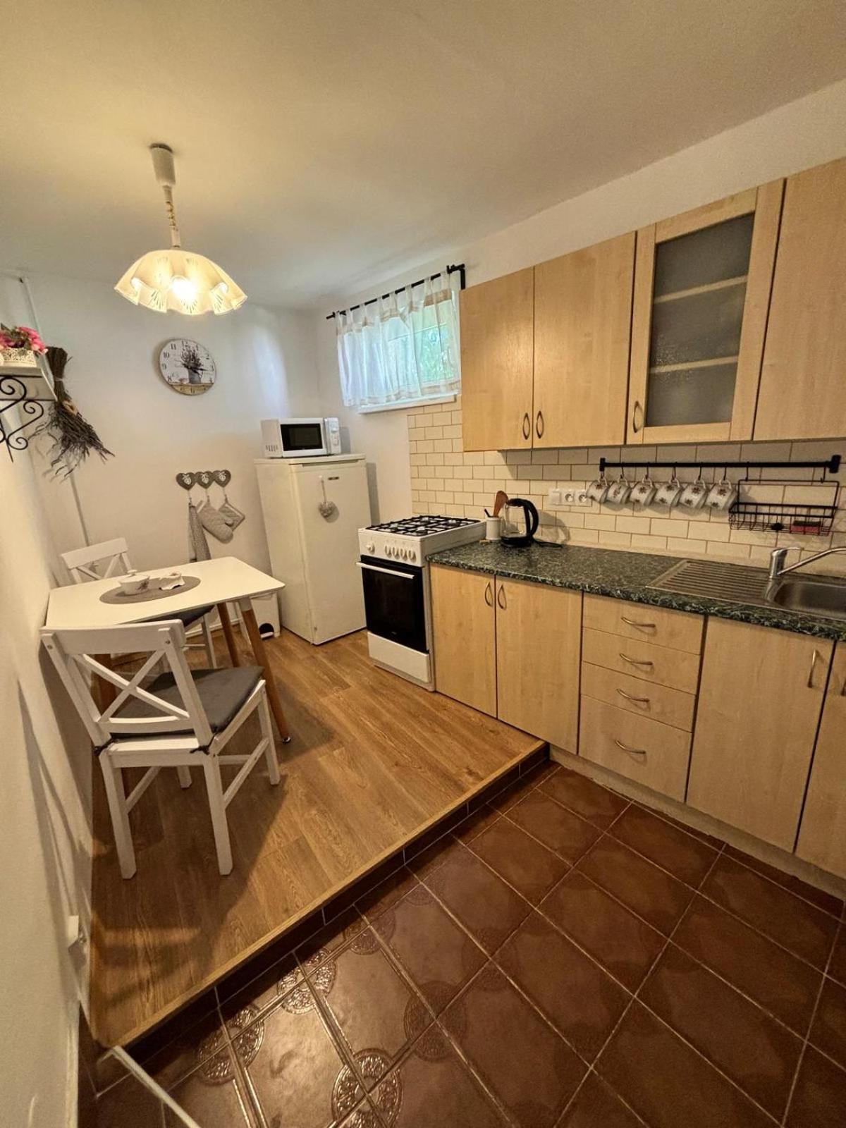 קרלובי וארי Apartman Vendy מראה חיצוני תמונה